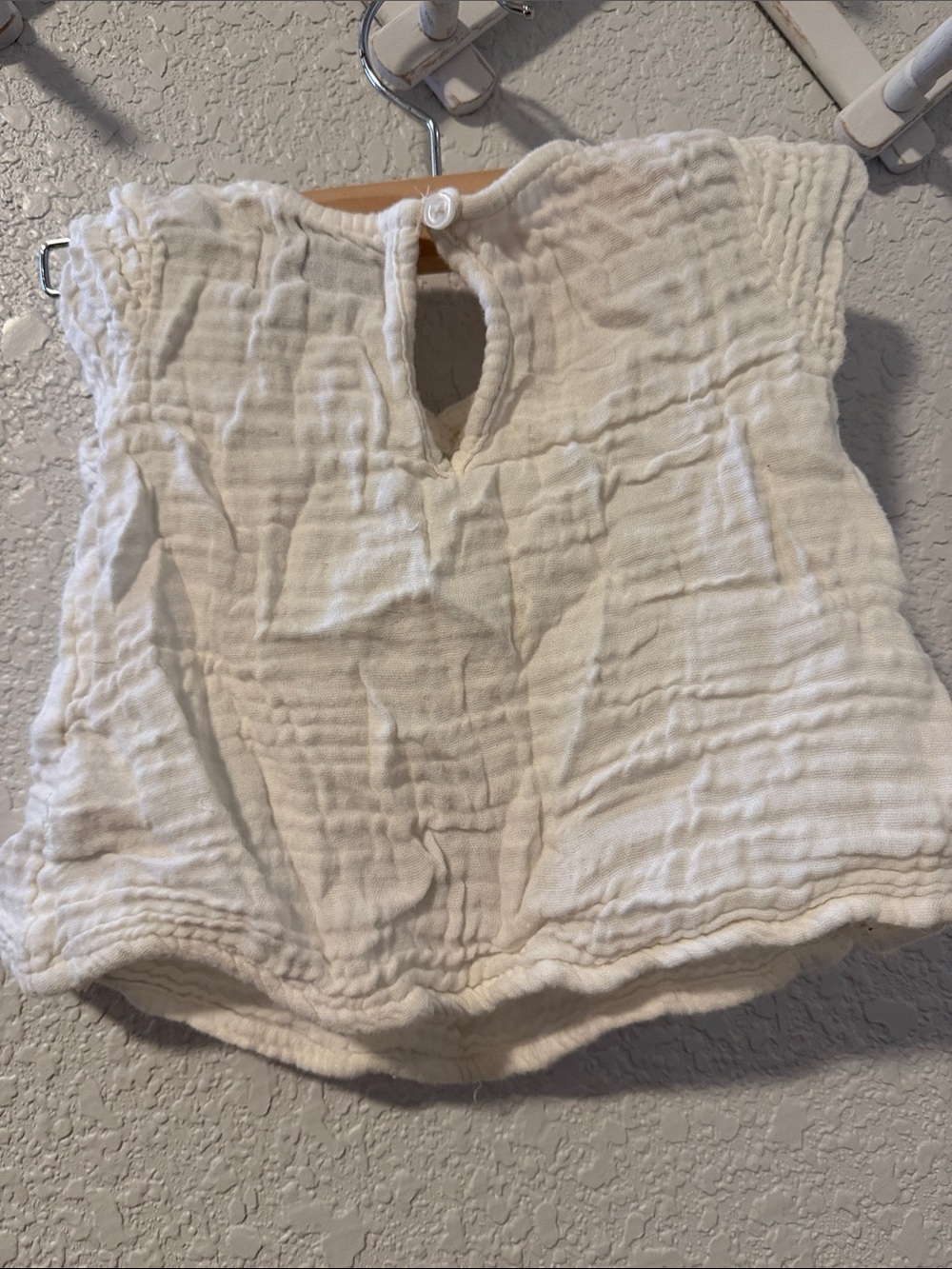 Old Navy Top - Picture 2 of 2